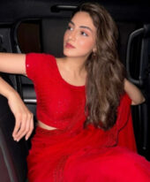 Riya Escorts